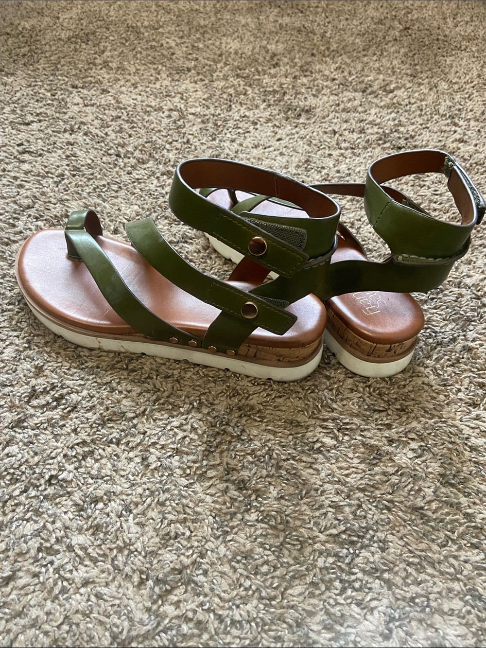 🍀 Franco Sarto Olive Green Strappy Leather Sandals - Picture 3 of 7